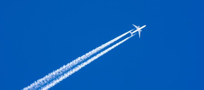Airplane Contrails