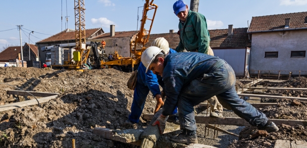 Most at risk are outdoor workers, including agricultural workers, commercial fishermen, construction workers, transportation workers, and first responders, but workers in hot indoor environments such as warehouses and factories are also at risk of heat illnesses.