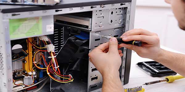 How Businesses Can Handle E-Waste